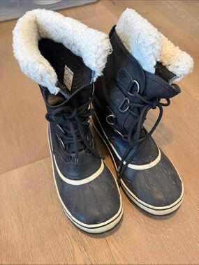 Sorel Womens Black Sherpa-Lined Winter Snow Boots size 8.5